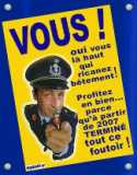 DEMI-TOUR A DROIT...!